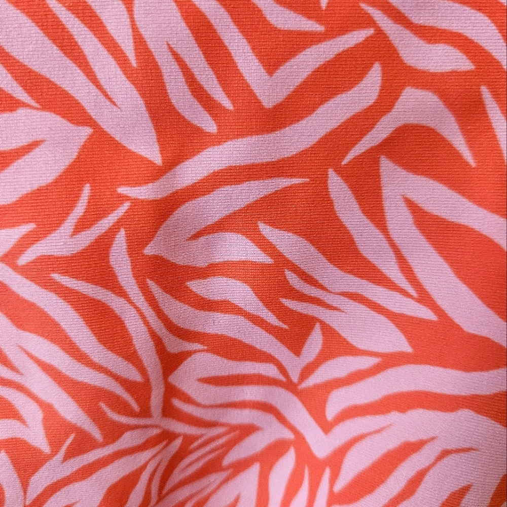 EUC F4A Rashguard Swimsuit - Picture 4 of 5